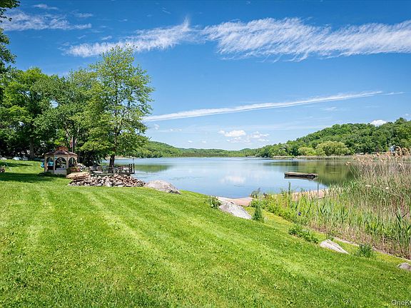 2nd image of 47 Tonetta Lake Way