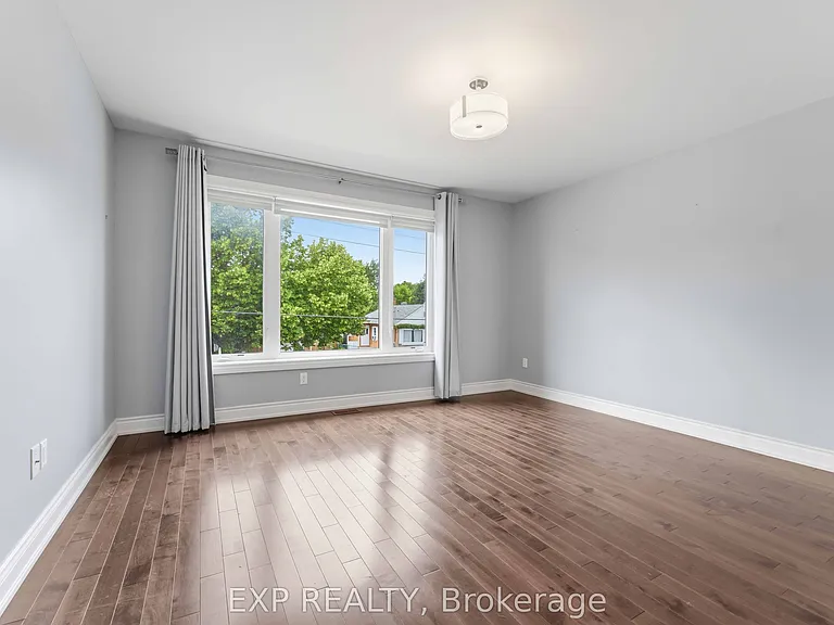 979 Admiral Ave — Photo 13