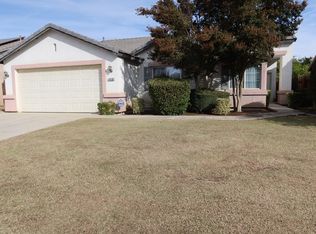 10100 Grand View Summit Dr, Bakersfield, CA 93311
