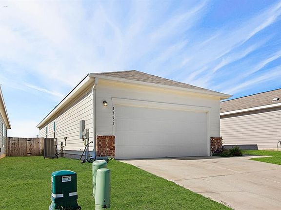 4th image of 17909 Shafer Dr