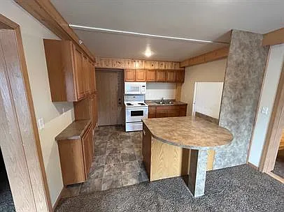 9 River Rd #202 — Photo 2