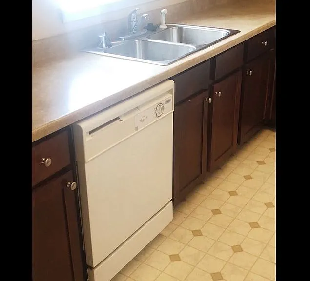7125 Ash Creek Hts #103 — Photo 1