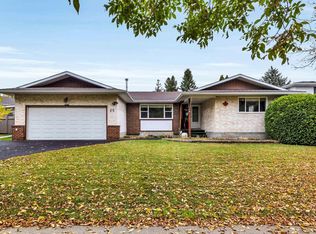 25 Attwood Dr, Saint Albert, AB T8N2T4