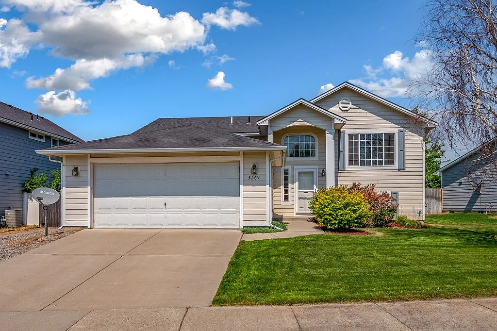 5 bed, 2574 sqft, $2,895 — Photo 1