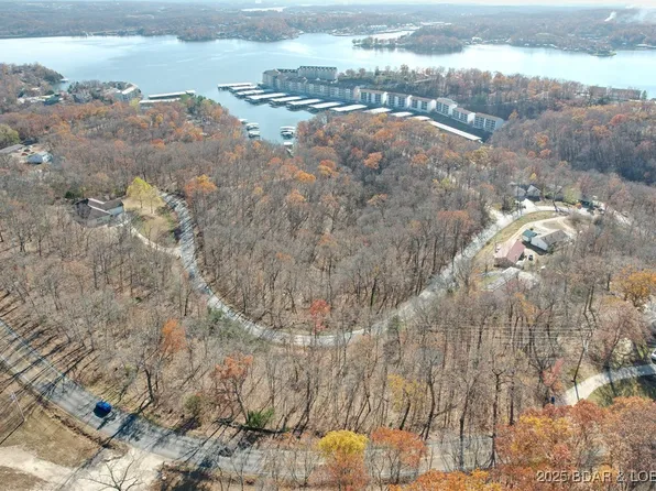 Mockingbird Rd, Lake Ozark, MO 65049