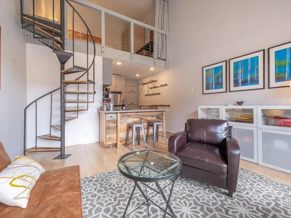 11589 Snowpeak Way #217, Truckee, CA 96161