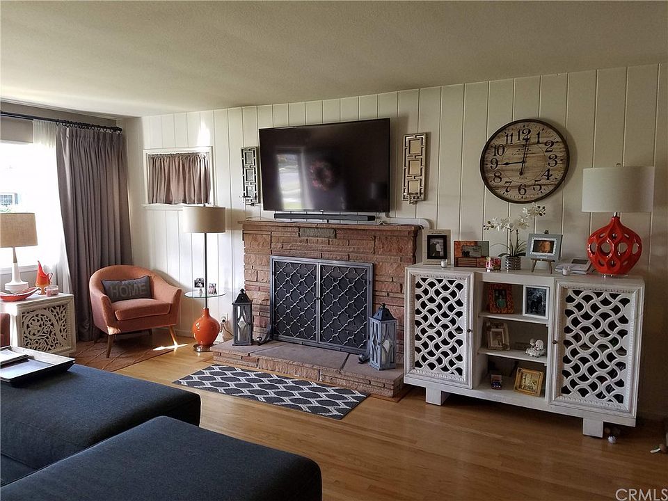 1st image of 1403 E Dana Pl