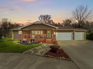 865 Chambers St, Rome City, IN 46784