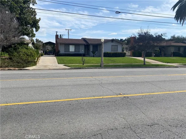 415 W Fern Ave, Redlands, CA 92373