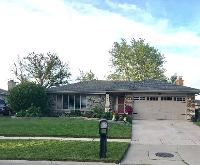 1st image of 7704 Palm Dr