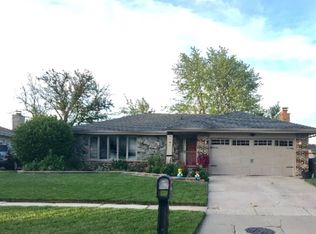 7704 Palm Dr, Orland Park, IL