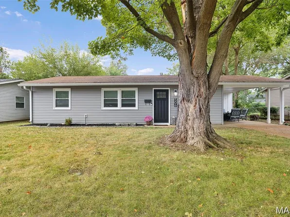 506 Impala Ln, Hazelwood, MO 63042
