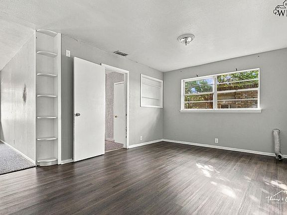 4th image of 1808 Las Cruces Ln