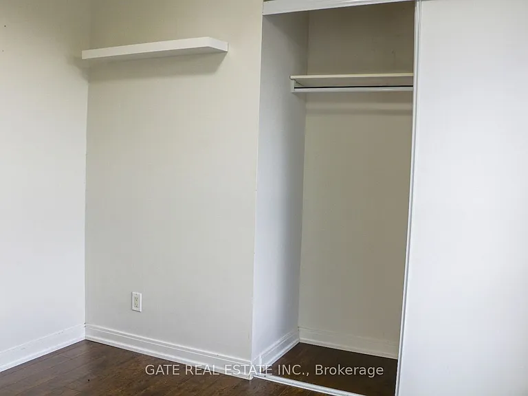 151 Village Green Sq #1404 — Photo 10