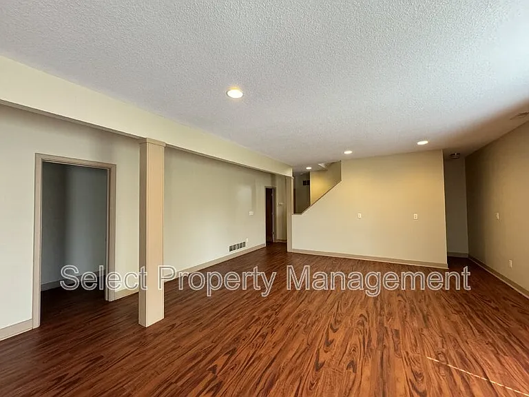 12134 Fairway Winds Ct — Photo 30