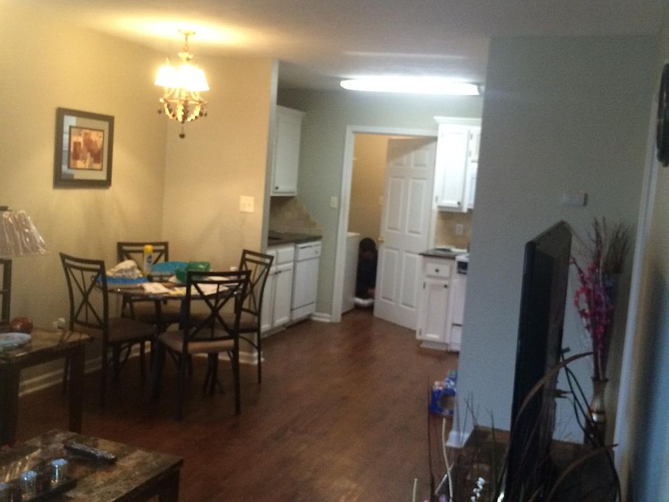 1st image of 1821 Monaghan Dr #15