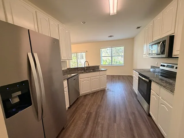 34 Las Roblas Grande Dr — Photo 3