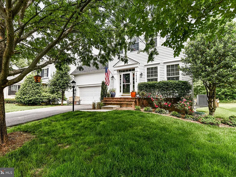 14104 Flicker Ct — Photo 51