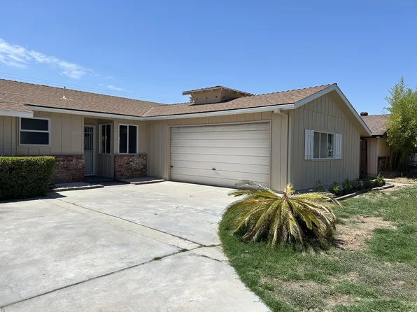 4034 E Buckingham Way, Fresno, CA 93726
