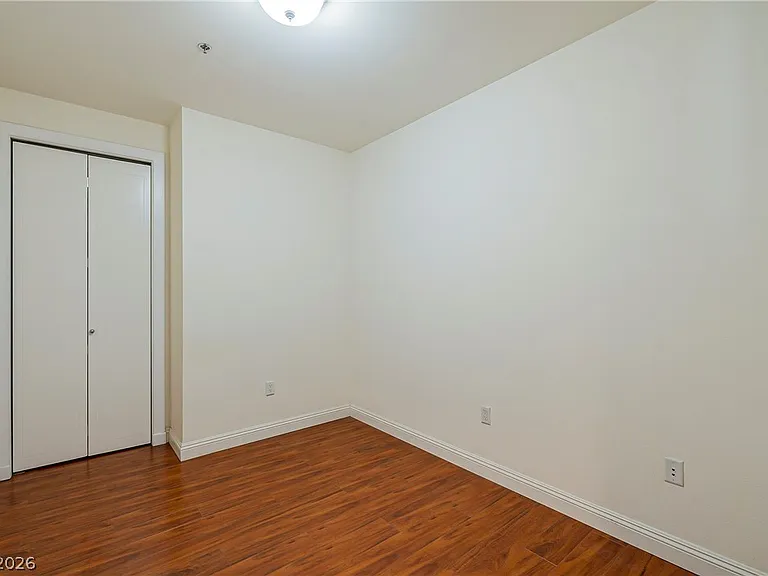 4525 Dean Martin Dr #1405 — Photo 21