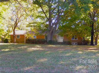 3304 Mount Pleasant Rd, Sherrills Ford, NC 28673