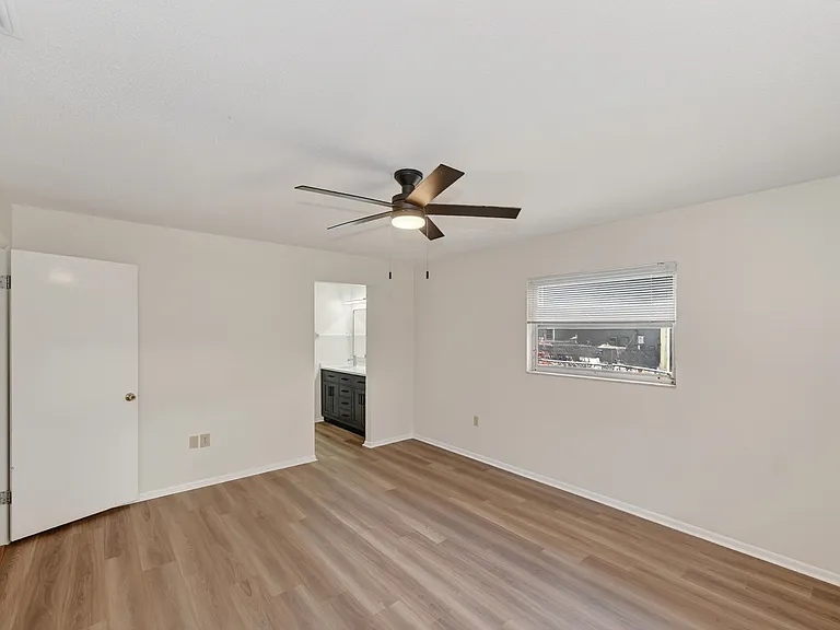 2508 Cardwell Way — Photo 3