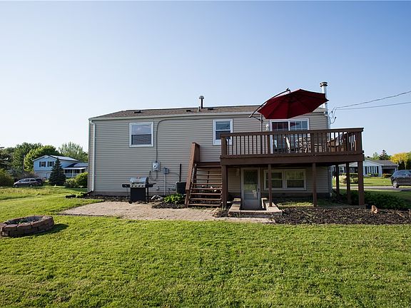 5th image of 43 Wickwine Ln