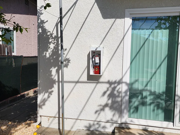 121 Kellog Ave — Photo 11