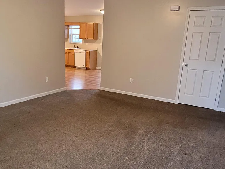 26 Fox Hollow Dr #28 — Photo 11