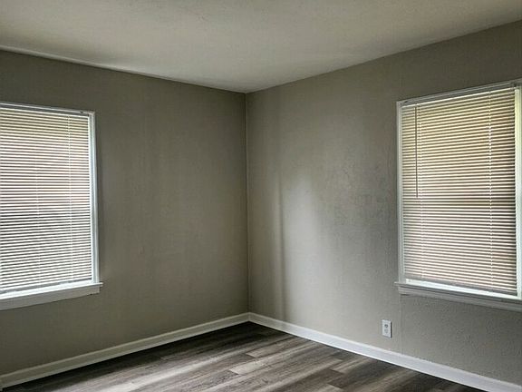 5th image of 8036 Blueberry Ln