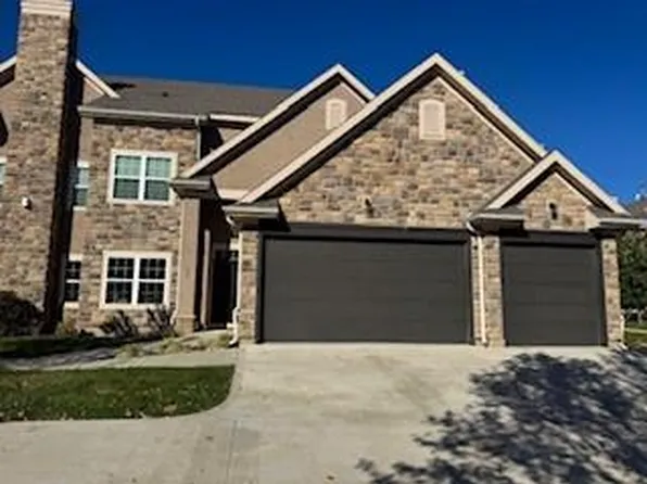 16018 Fontana St Unit 220, Overland Park, KS 66085