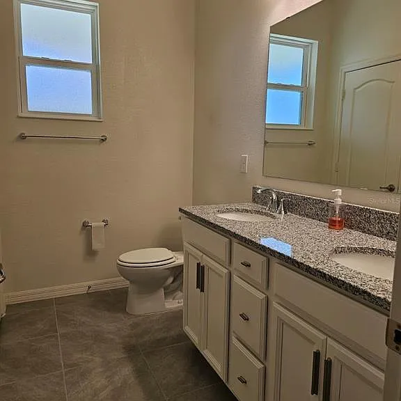 2927 Sanctuary Dr — Photo 16