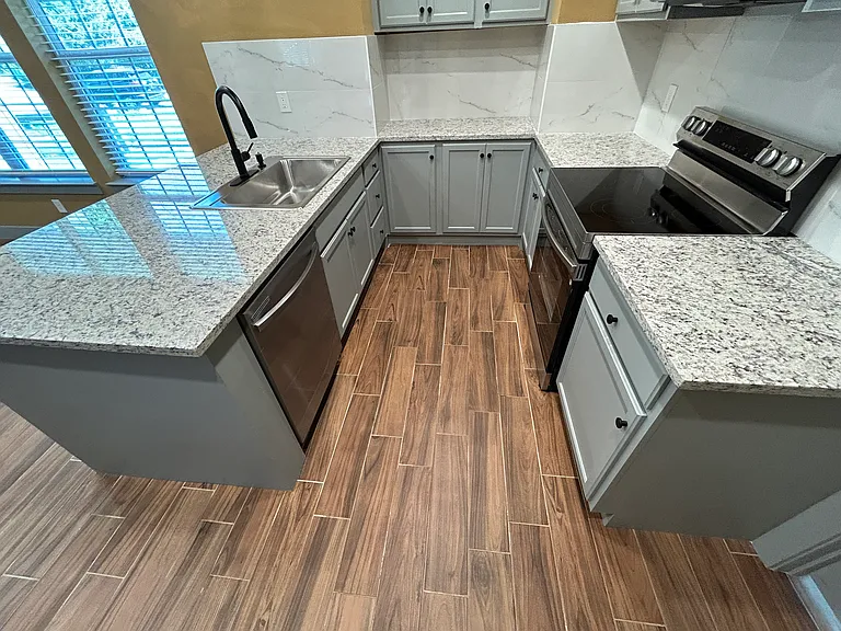 4534 N Shore Dr — Photo 32