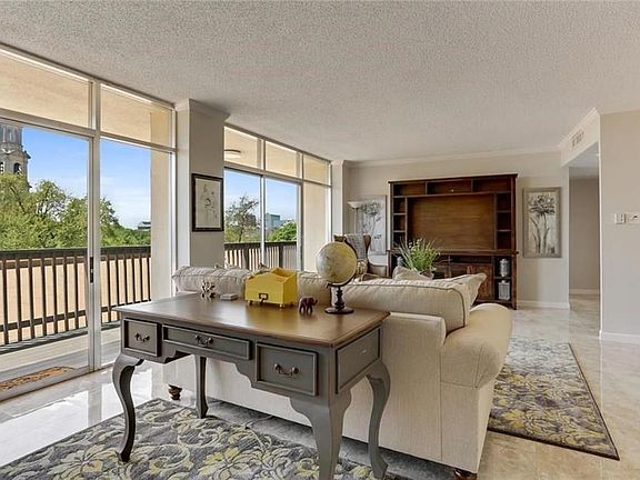 2nd image of 6211 W Nw Hwy APT 305