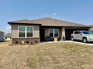 25 Fallen Oak Dr, Conway, AR 72032