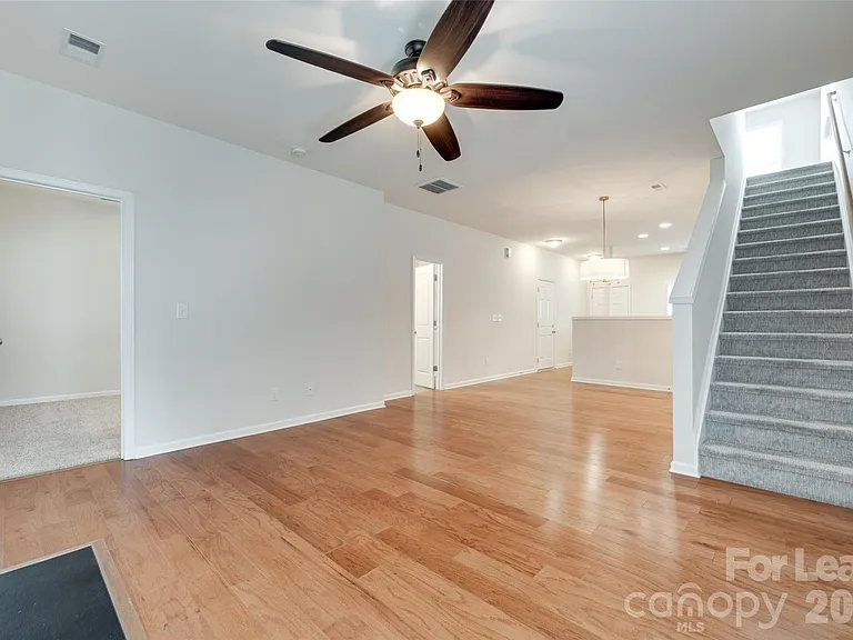 1430 Harpers Inlet Dr — Photo 10