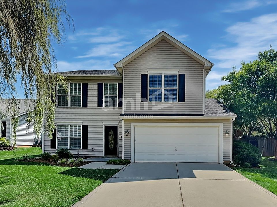 1st image of 126 Winborne Dr