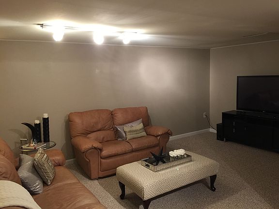 3rd image of 502 Victoria Dr