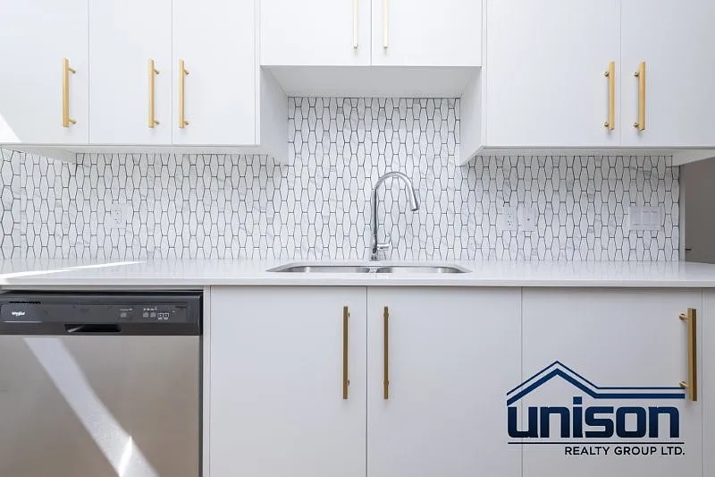 1 bed, 700 sqft, $1,000 — Photo 3