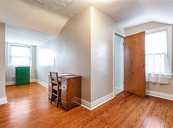 3rd image of 6759 Canal Blvd
