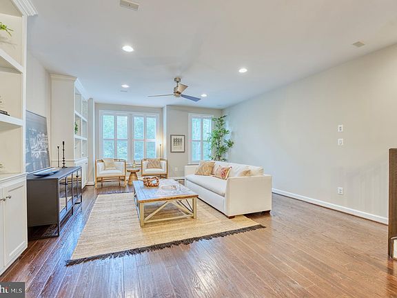 5th image of 3163 Virginia Bluebell Ct