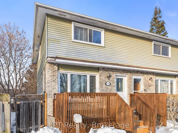 118 Capreol Ct, Oshawa, ON L1J 6E6