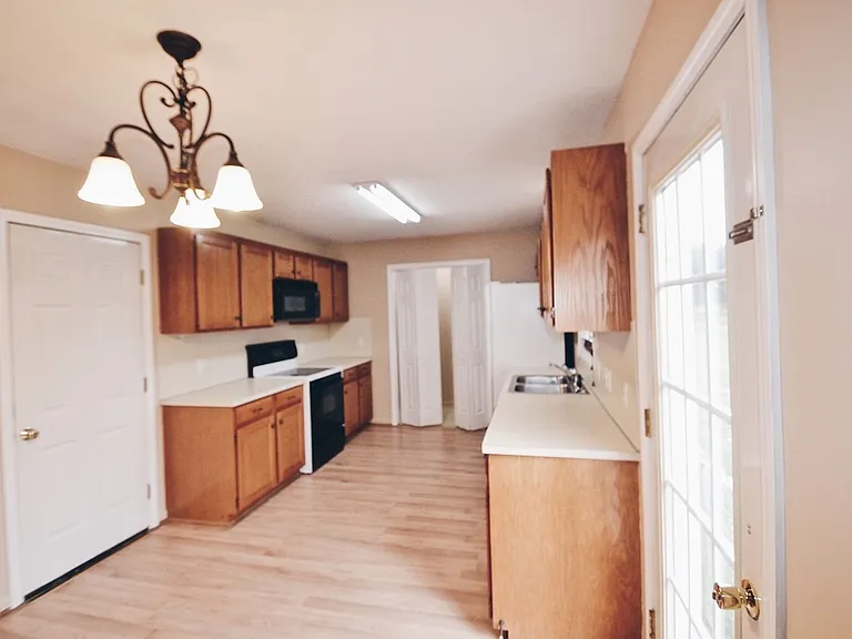 5139 Silver Tree Trl — Photo 5