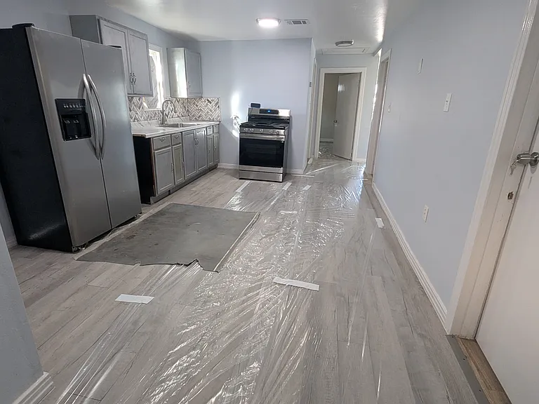 1806 Bayside St — Photo 8