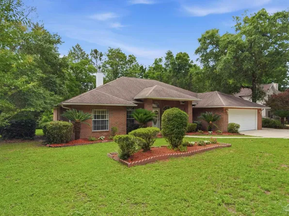 5108 Pine Hollow Dr, Pensacola, FL 32505