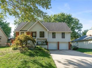 2409 NW 11th Street Ter, Blue Springs, MO 64015