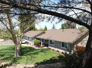 950 Walnut Dr, Paso Robles, CA 93446