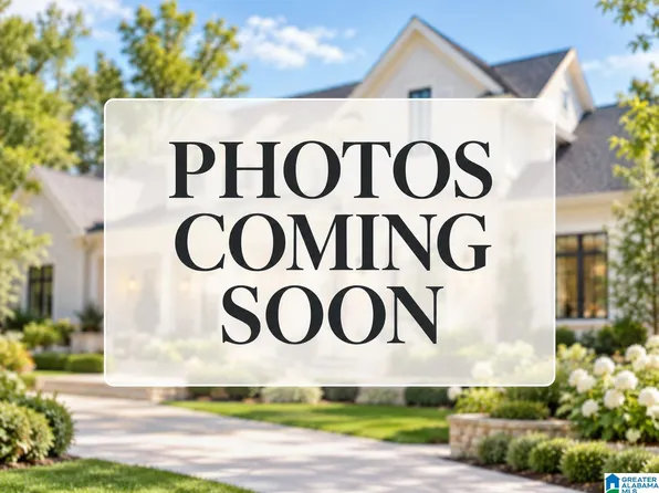 7190 Rowan Rd, Leeds, AL 35094
