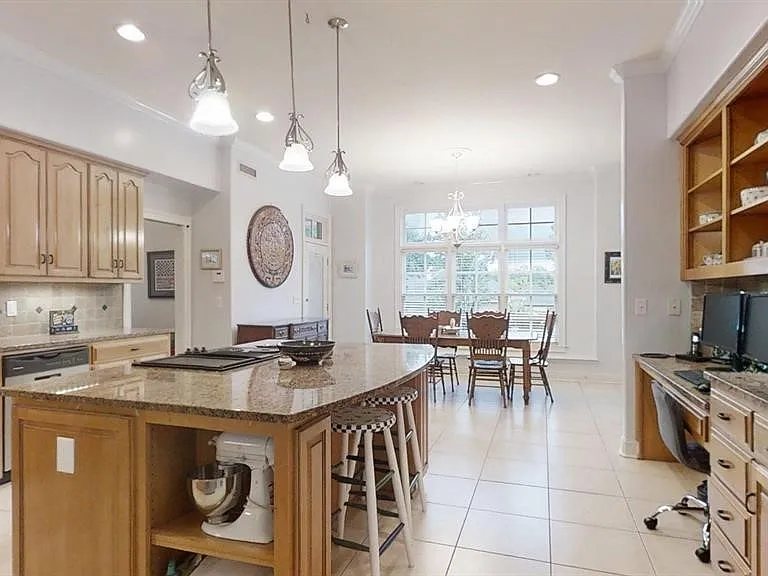 9249 Bridge Pointe — Photo 5