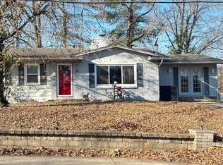 210 Apple Ln, Anna, IL 62906